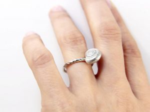 sidabrinis žiedas "Sraigė slapukė"